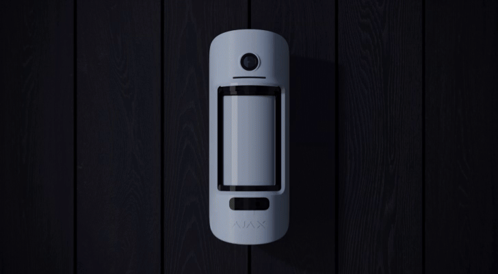 Foto- und Videoüberprüfung von Alarmen